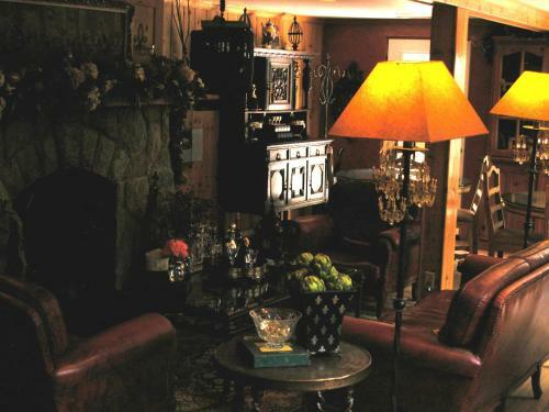 Hostal Fleurdelac