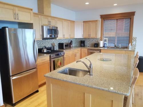 270 - Cascade View Haven