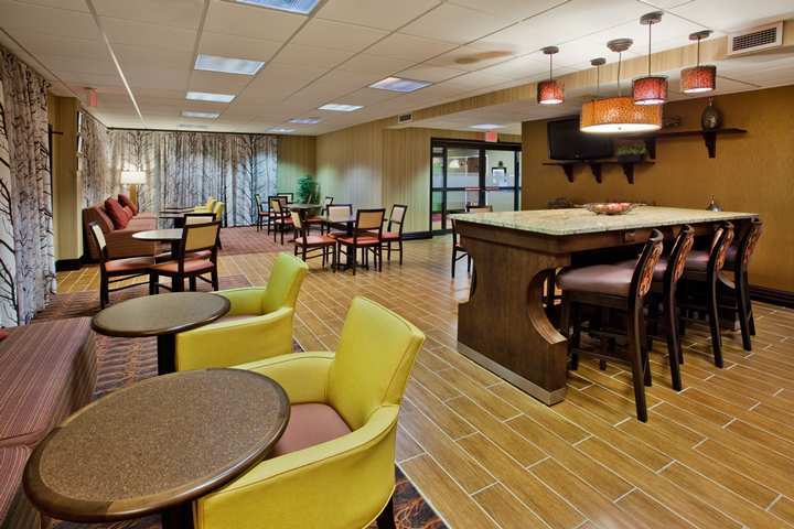 Hotel Hampton Inn Commerce Ga