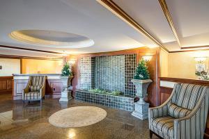 Clarion Hotel The Belle