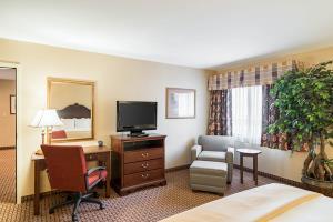 Clarion Hotel The Belle