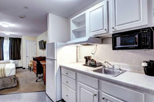 Hotel Savannah Suites - Westminster