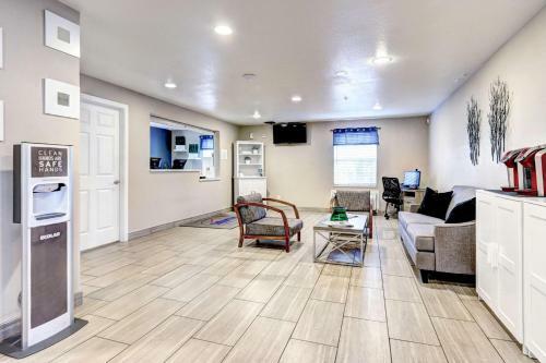 Hotel Savannah Suites - Westminster