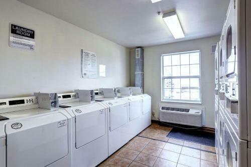 Hotel Savannah Suites - Westminster