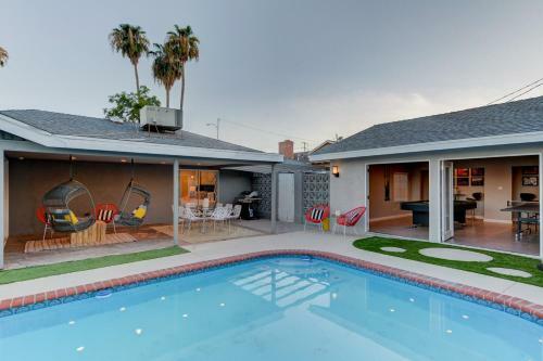 Las Vegas Luxury Modern Estate