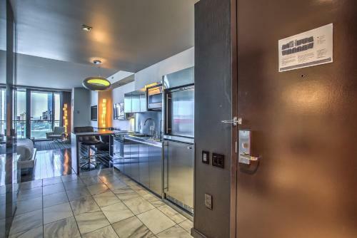 Apartamento Strip View Condos At Palms Place