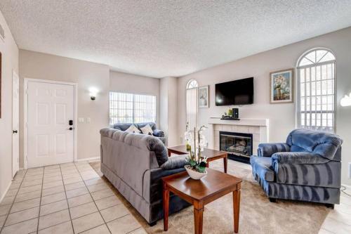 Blue Star Holiday Home