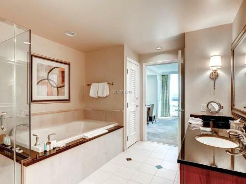 Apartamento Fallon Luxury Rentals At The Signature