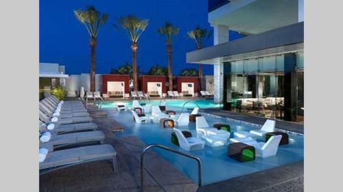 Apartamento Amazing High Rise Studio With Balcony Mountain Views 21st Floor