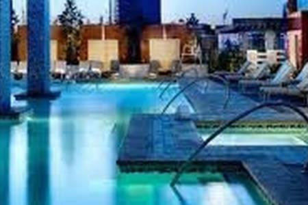 Apartamento Luxury Suites At Palms Place