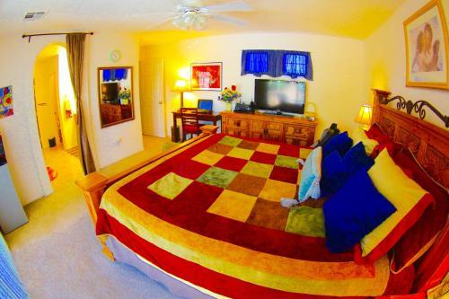 Master Bedroom Suite+private Bath