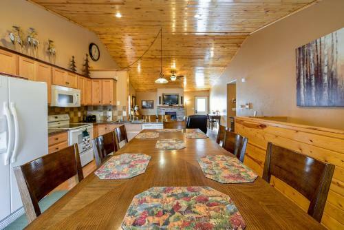 Pine Top Lodge