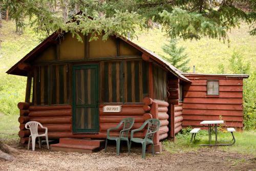 Outpost Cabin