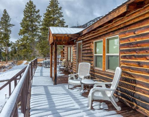 Zuni's Cabin
