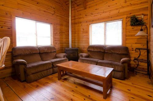 Lodge Bear Paw Cabin