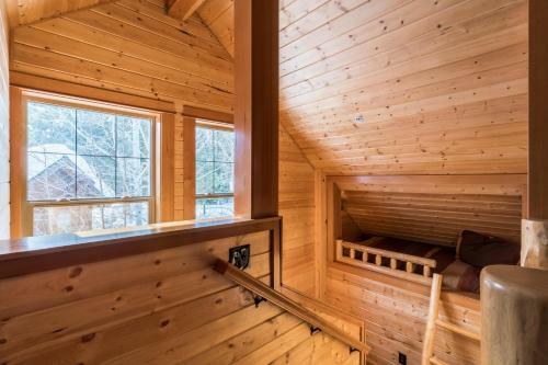 River Lodge Carriage House