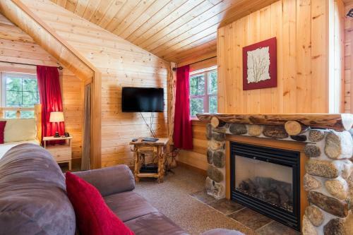 River Lodge Carriage House