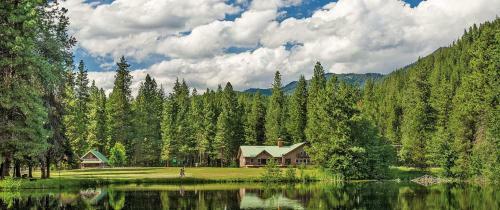 Leavenworth Camping Resort Tiny House Belle