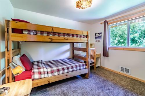Lake Wenatchee Sun Escape