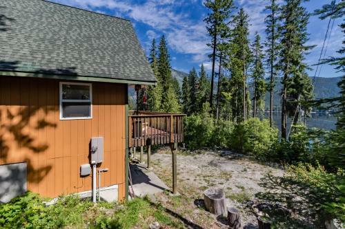 Lake Wenatchee Sun Escape