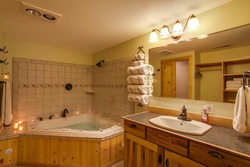 Leavenworth Creekside Lodge
