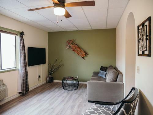 Hotel The Adventure Inn