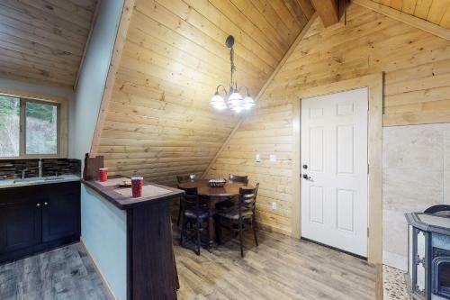 Apartamento Eagle's Nest Carriage House