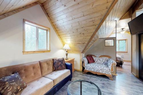 Apartamento Eagle's Nest Carriage House