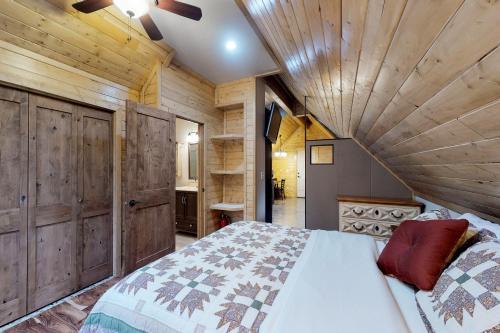 Apartamento Eagle's Nest Carriage House