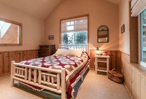 Lazy Bear Lodge