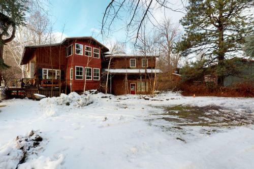 Camp Martin Lodge