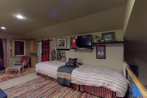 Camp Martin Lodge