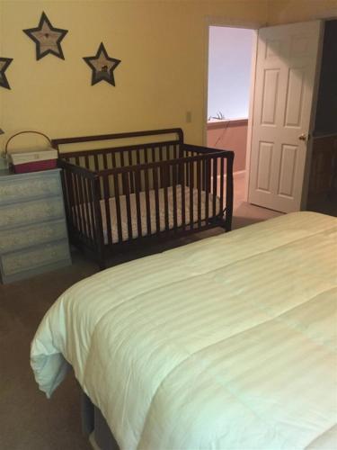 Charkarohen Dr. 8, Forest Ridge- Lincoln