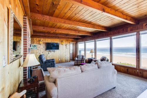 Lincoln City Beach Front Vacation Rental