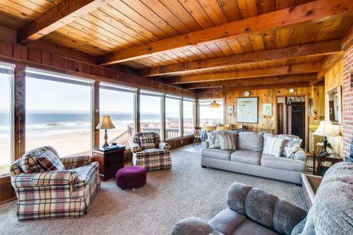 Lincoln City Beach Front Vacation Rental