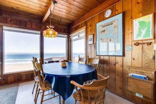Lincoln City Beach Front Vacation Rental
