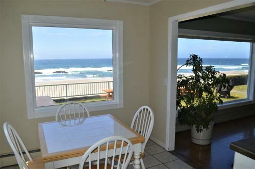 Captains Quarter's Beach House