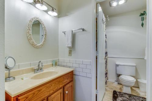 Sea Breeze Condo