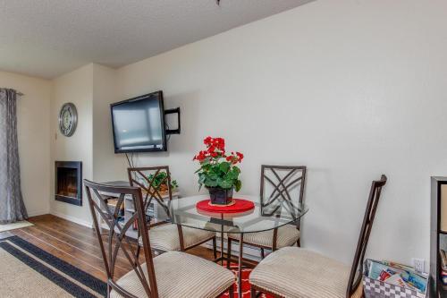 Sea Breeze Condo
