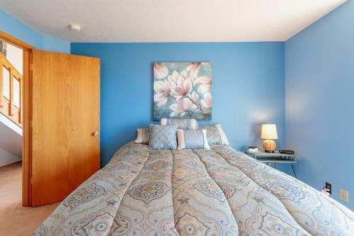 6529 Ne Neptune Dr House