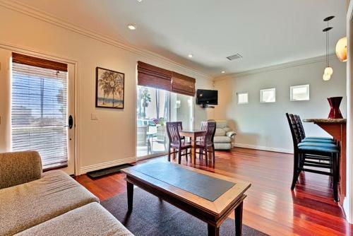 Lbc-5121 - Coastal Escape Five-bedroom Holiday Home