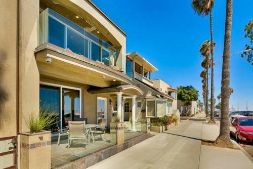 Lbc-5121 - Coastal Escape Five-bedroom Holiday Home