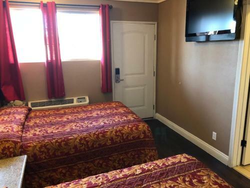 Flight Motel