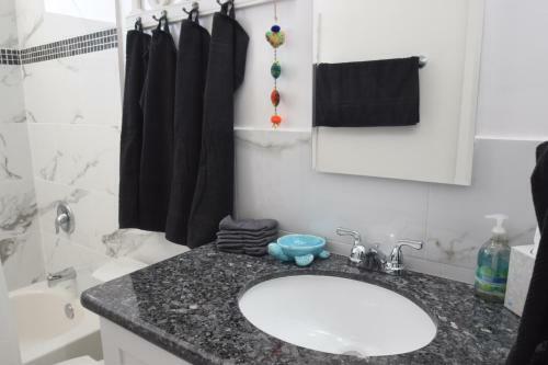 Boutique Citrus Apartments
