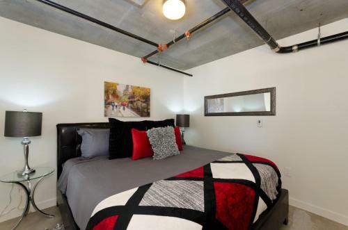 Urban Dtla Two Level Staples Center Loft