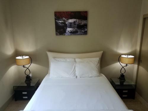 Apartamento Hollywood Condo