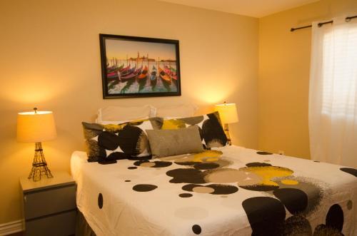 Perfect Apartment 2bd/2bth Free Parking