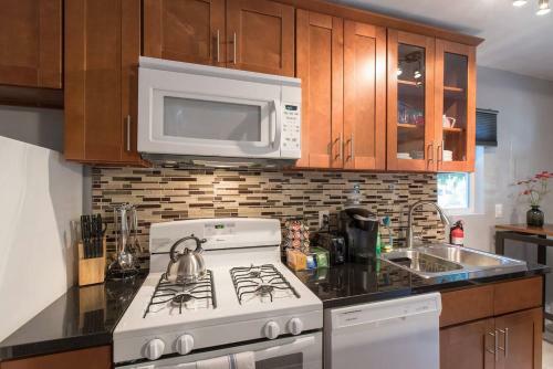 Apartamento Melrose Bungalow #3 7.72