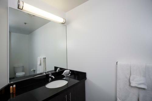 Hollywood And Sunset Furnished Apartments