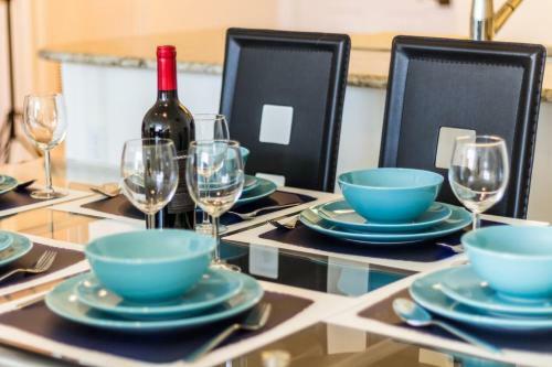 Hollywood And Sunset Furnished Apartments